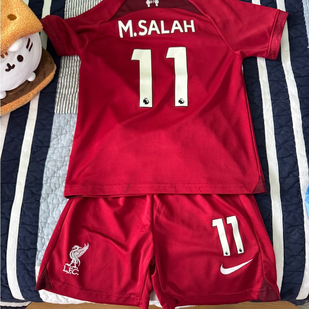 Salah Liverpool Nike Kids Red Soccer Jersey Set size 8